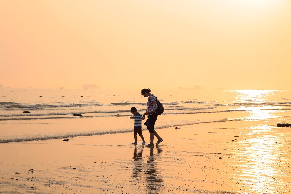 Navigating the Sales Landscape: The Impact of Relationship-Driven Strategies