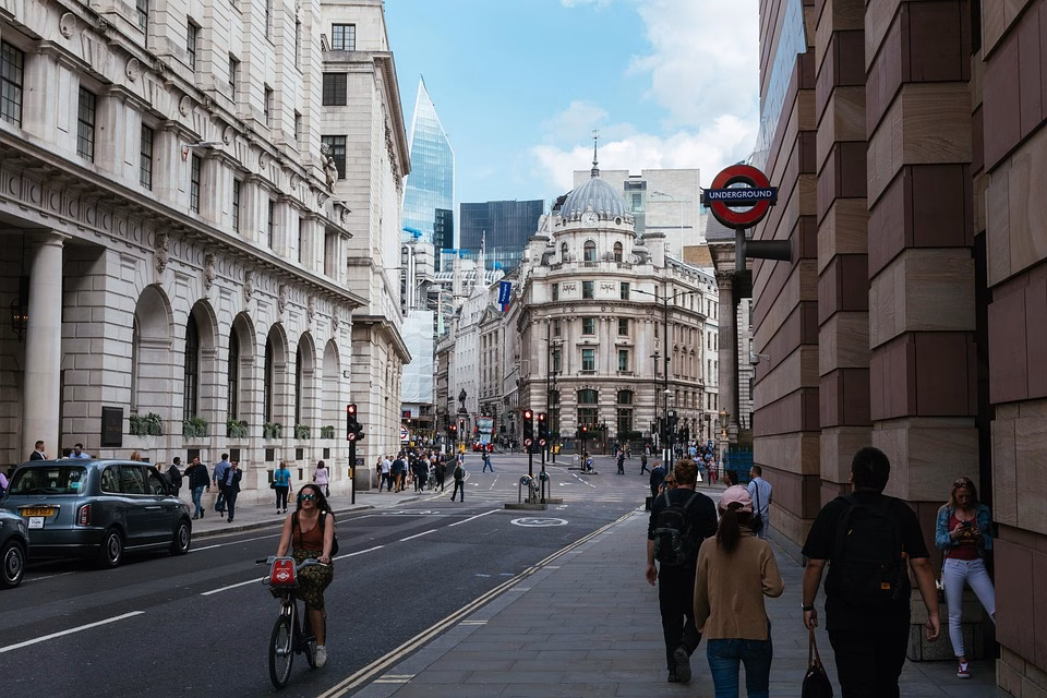 Scaling Up: Transforming Your Small Business into a Thriving Enterprise