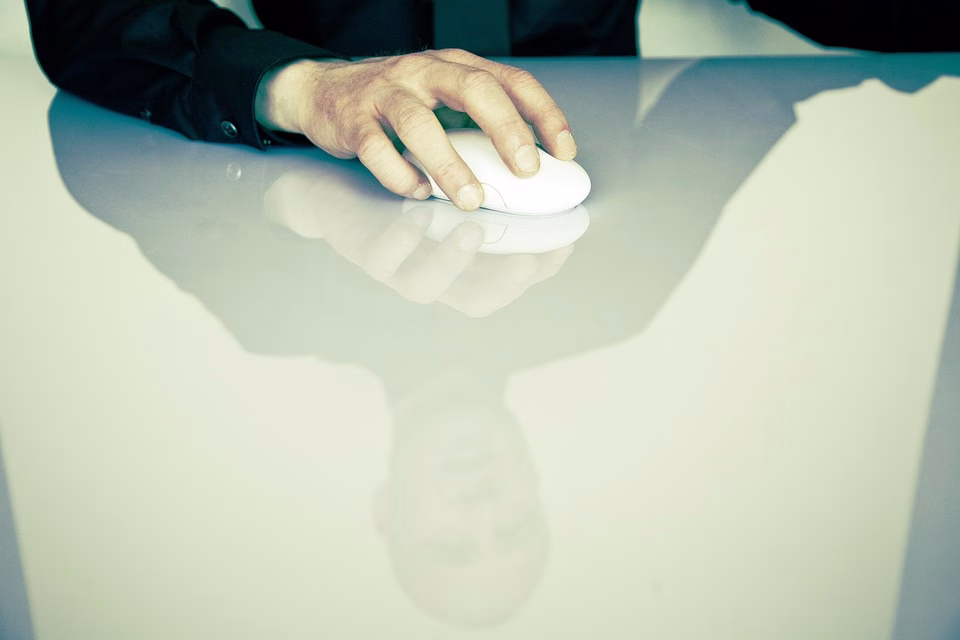 Unlocking the Secrets of Effective Client Acquisition in a Competitive Market