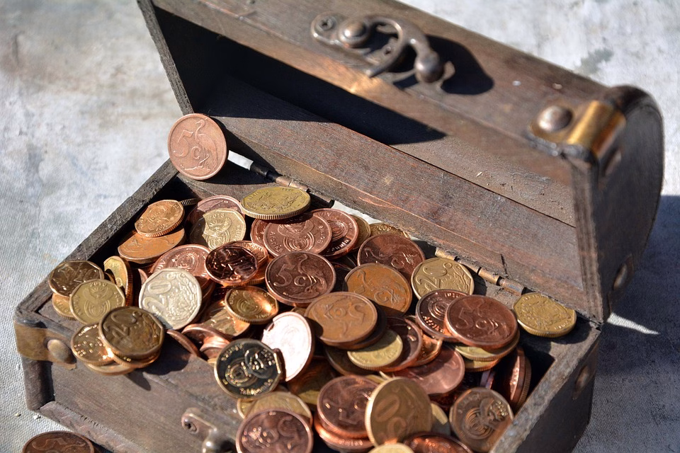 Going Cashless: The Rise of Digital Payments in Everyday Transactions