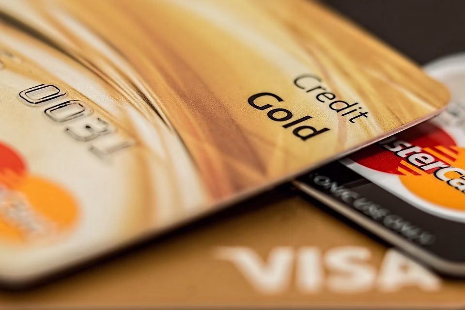 Never Miss a Payment Again: Unlock the Potential of Invoice Tracking in Your CRM Never Miss a Payment Again: Unlock the Potential of Invoice Tracking in Your CRM