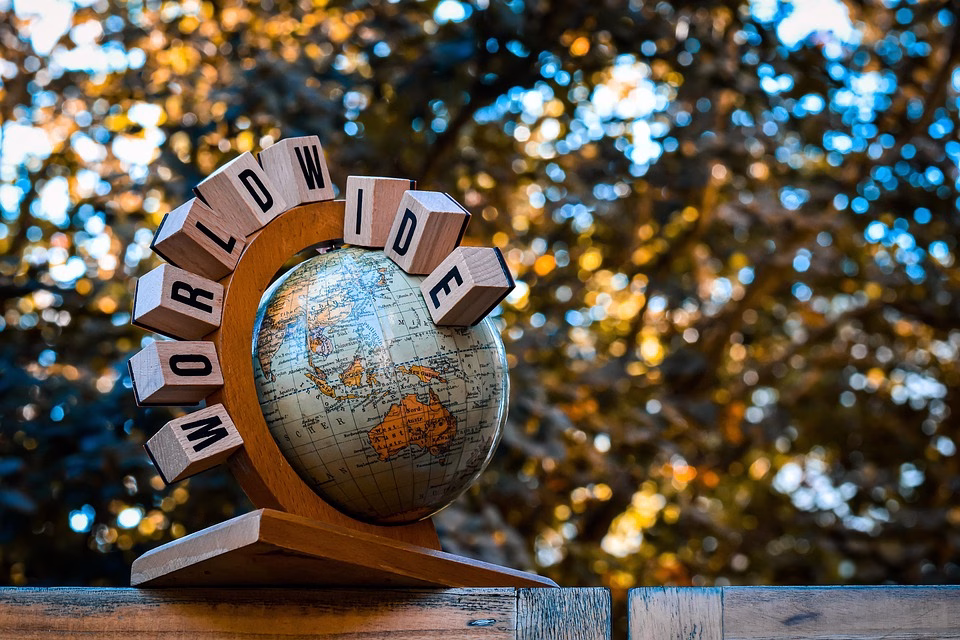 Unlocking Global Potential: The Role of Language Features in CRM Success Unlocking Global Potential: The Role of Language Features in CRM Success