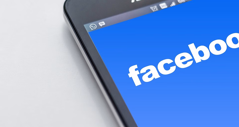 From Social Media to Sales: Why You Need a Custom Bio Link Generator