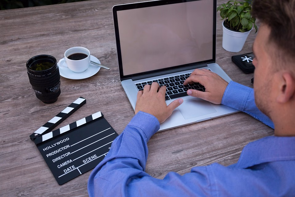 The Secret Ingredients of Successful Proposals: What Every Writer Needs to Know The Secret Ingredients of Successful Proposals: What Every Writer Needs to Know