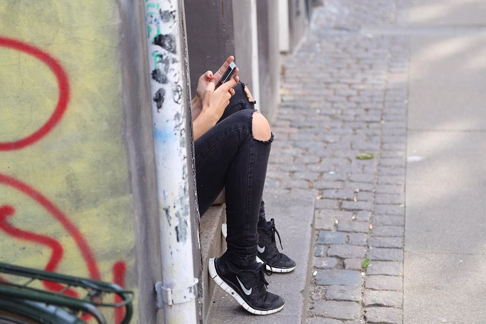 WhatsApp Upgrades Order System: Simplified Shopping Experience for Businesses and Customers