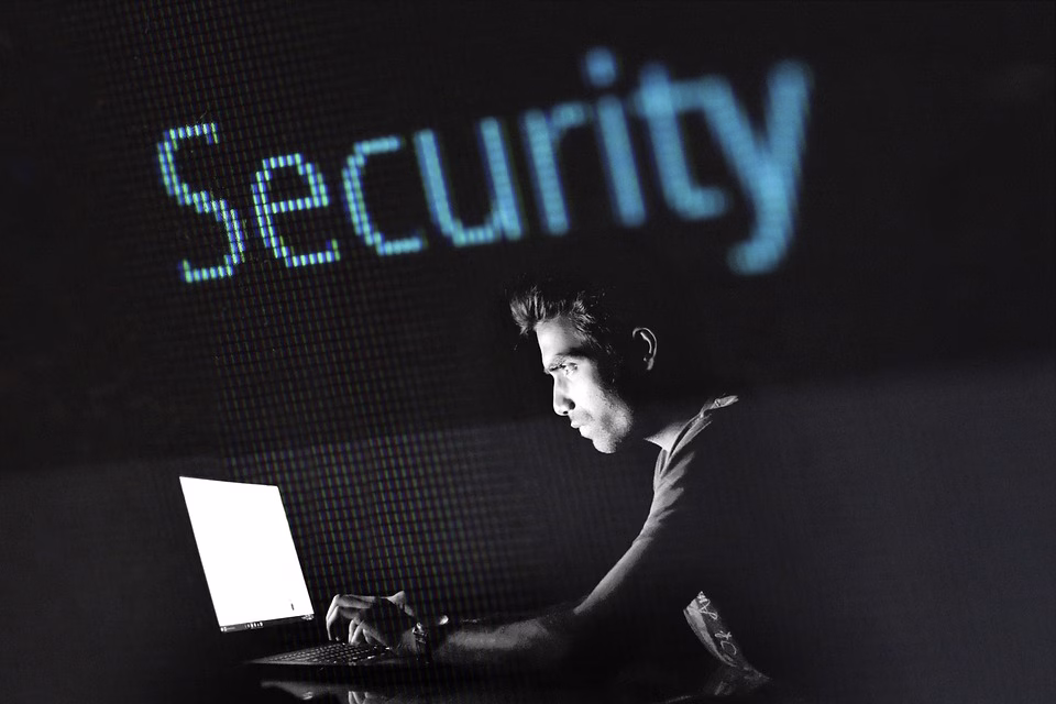 Real-Time Cybersecurity Monitoring: The Frontline Defense Against Data Breaches
