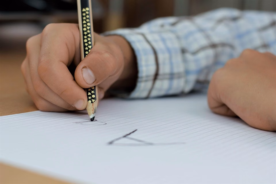 How to Avoid Common Invoicing Mistakes and Get Paid on Time How to Avoid Common Invoicing Mistakes and Get Paid on Time