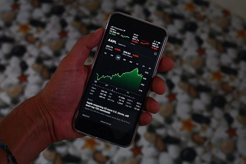 The Future of Revenue Management: Embracing AI and Data Analytics The Future of Revenue Management: Embracing AI and Data Analytics