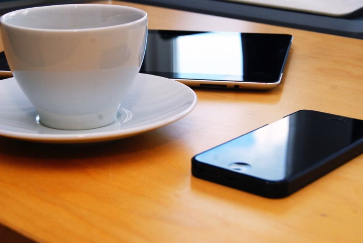 Go Paperless: Key Elements for Designing an Impactful Digital Business Card