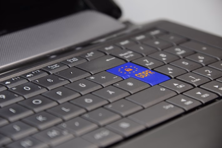 Payroll Compliance Simplified: Streamline Your Workflow with CRM Solutions