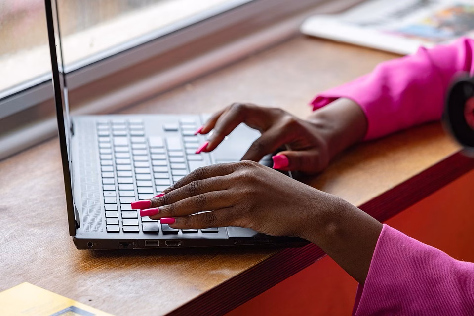 Streamline Communication: The Essential Role of SMS API in Modern CRM Systems