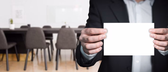 Cross-Selling vs. Upselling: Understanding the Differences and Benefits
