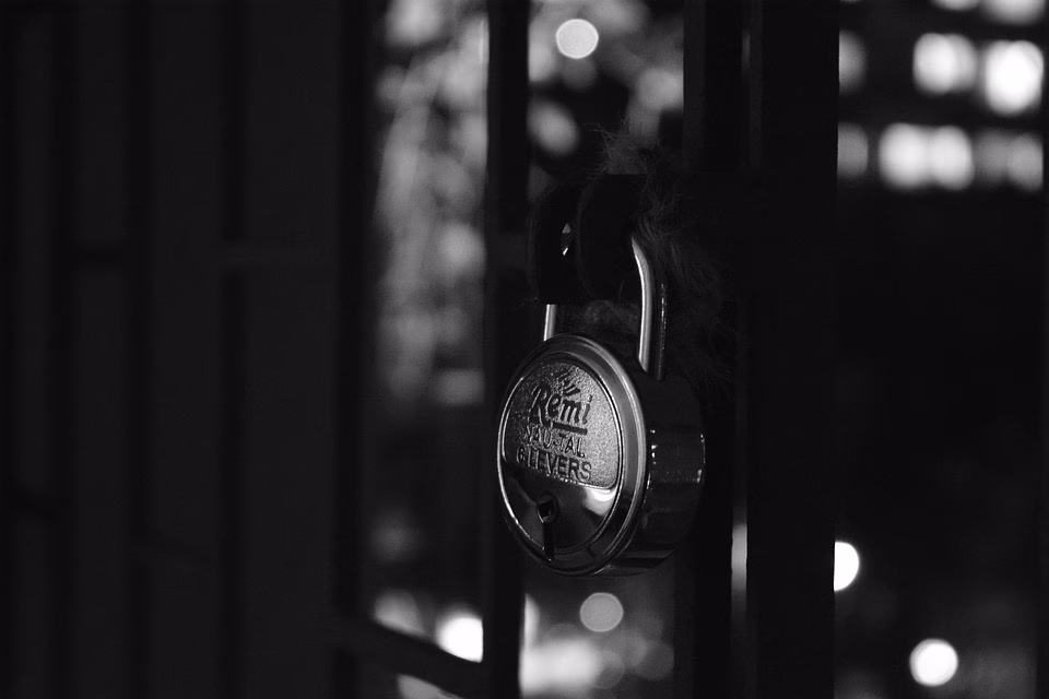 Secure Your Contacts: Best Practices for Digital Business Card Safety