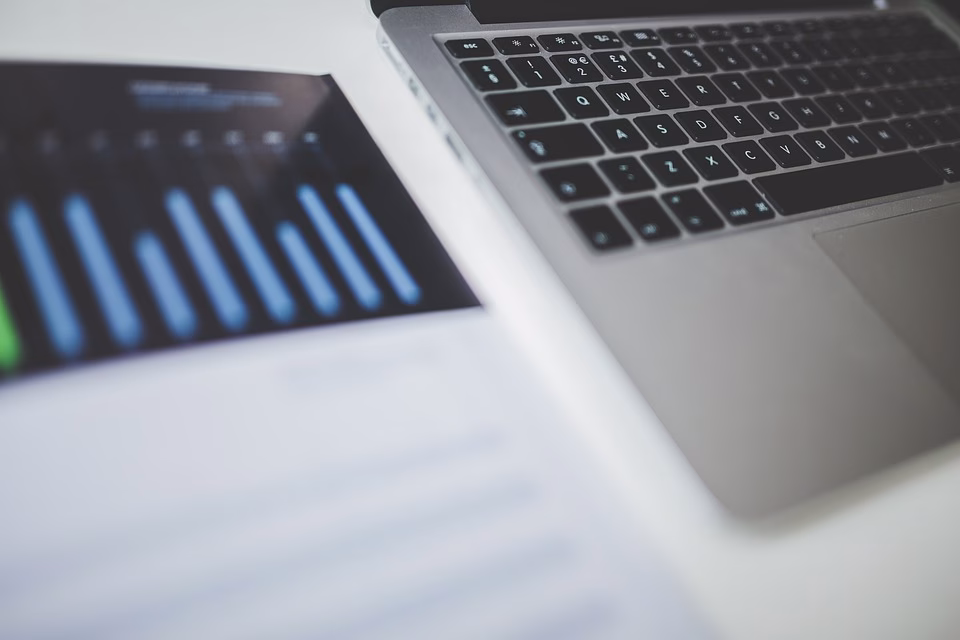 From Clicks to Customers: Mastering the Art of Lead Generation