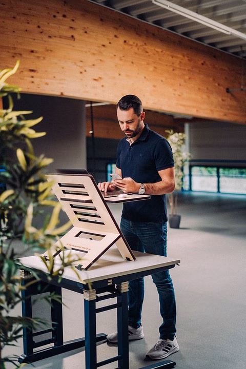 Remote Work Success Stories: Inspiring Journeys from Home to Achievement