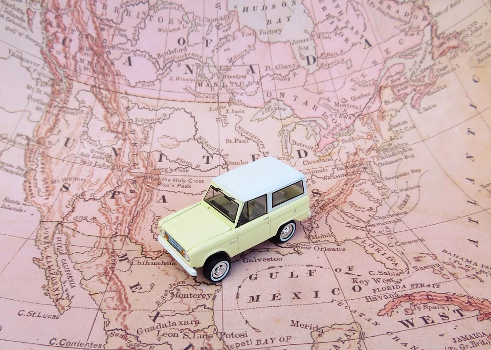 Navigating CRM Customization: The Case for Unique Subdomains in Business Navigating CRM Customization: The Case for Unique Subdomains in Business
