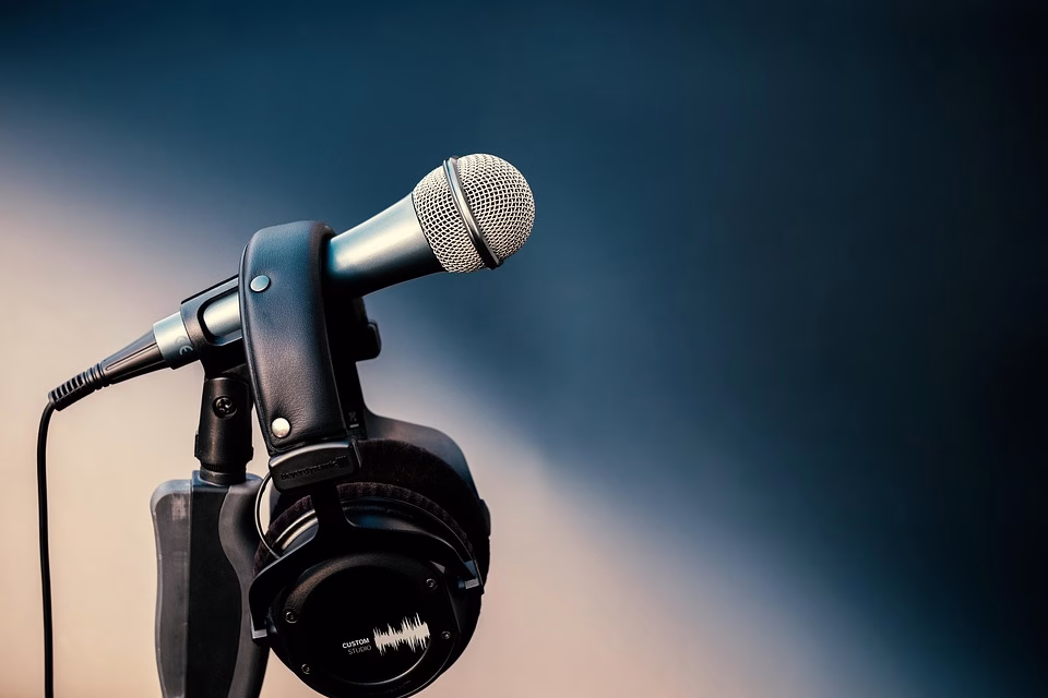 Speak Their Language: Why Multilingual CRM Software is Key to Customer Satisfaction