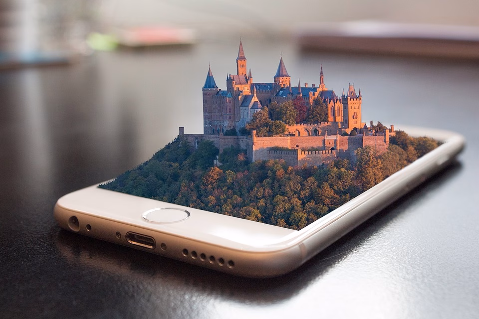 From Virtual to Viral: Effective Facebook Strategies for Digital Business Cards