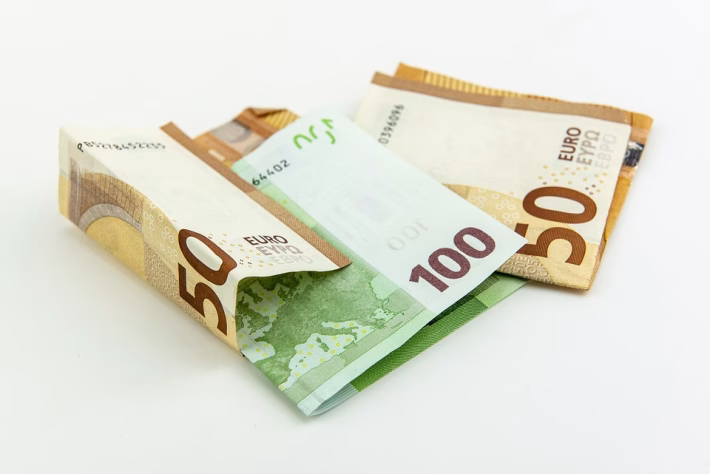 Maximizing Profit: Essential Digital Tools for SaaS Monetization