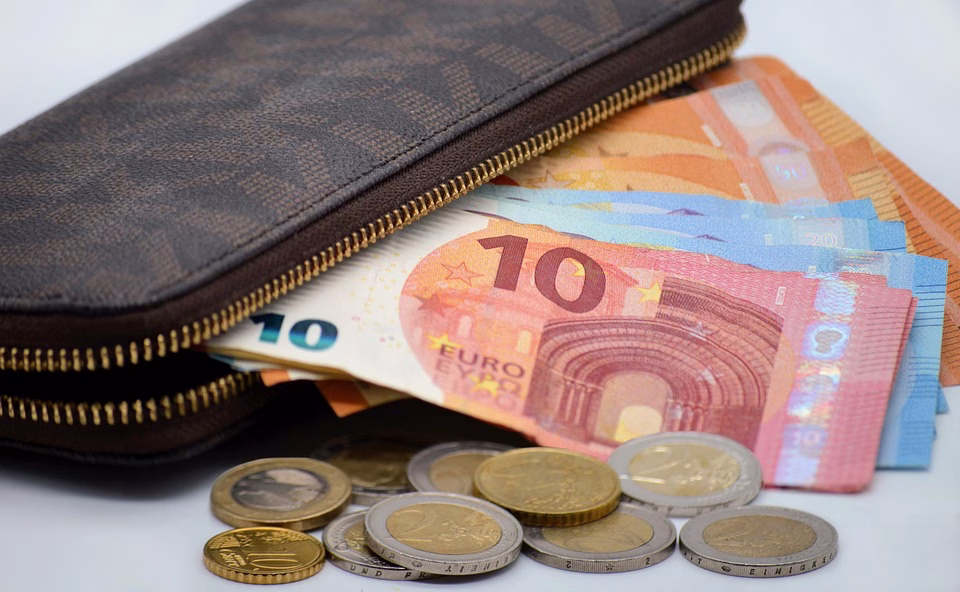 The Cost of Convenience: Understanding Privacy Risks in Digital Networks