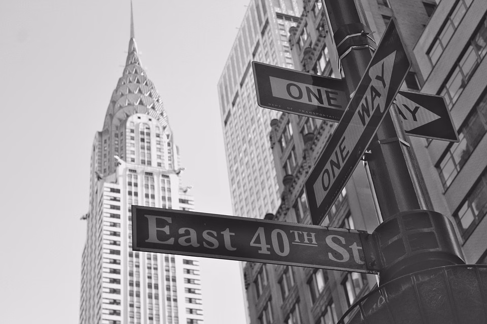 Building Loyalty: Why Your CRM Needs a Referral System Today Building Loyalty: Why Your CRM Needs a Referral System Today