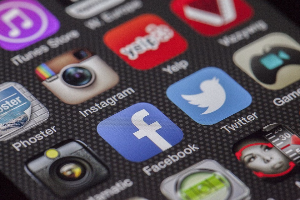 Streamline Your Social Media: A Deep Dive into Link in Bio Solutions Streamline Your Social Media: A Deep Dive into Link in Bio Solutions