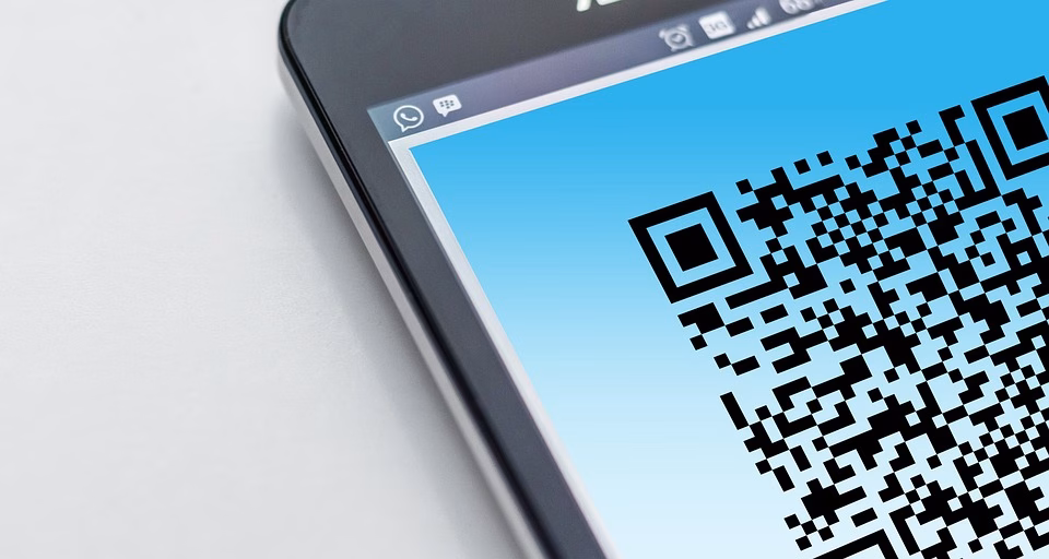 Beyond the QR Code: Ensuring Data Privacy for Digital Business Card Users Beyond the QR Code: Ensuring Data Privacy for Digital Business Card Users
