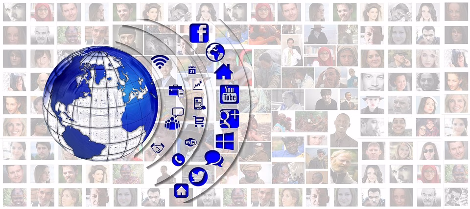 Revolutionizing Networking: How Digital Business Cards are Changing Professional Connections Revolutionizing Networking: How Digital Business Cards are Changing Professional Connections