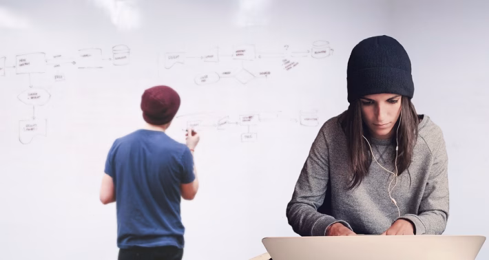 Adaptive Leadership: Navigating Change in Uncertain Times