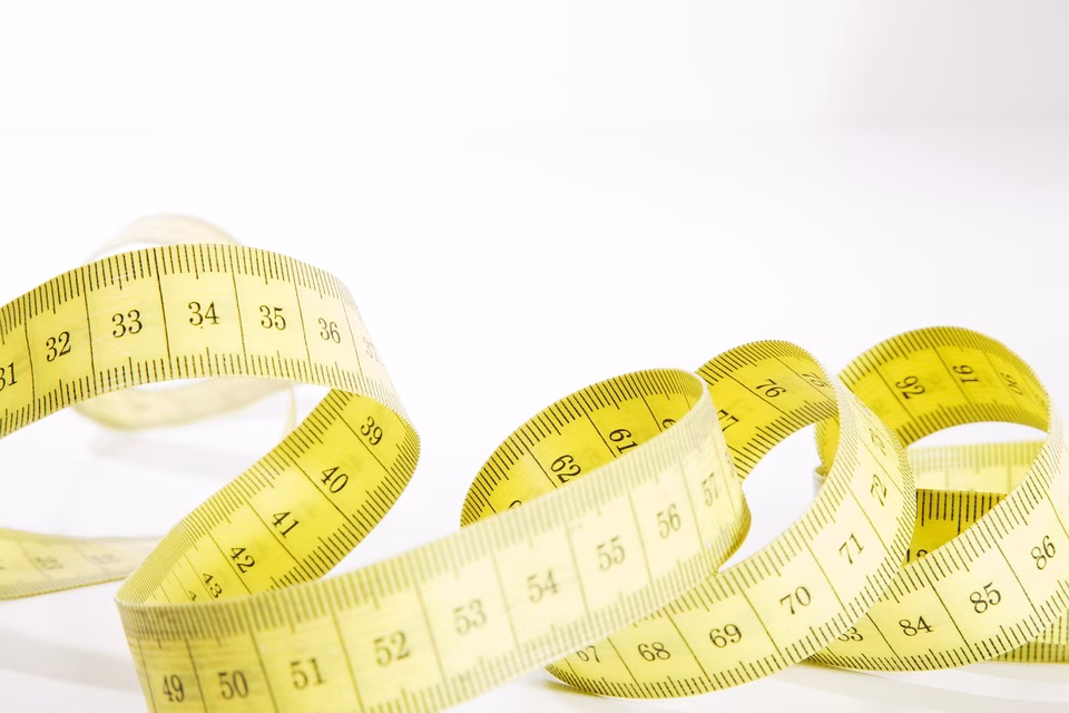 Measure to Manage: The Power of Employee Performance Analytics in the Workplace Measure to Manage: The Power of Employee Performance Analytics in the Workplace