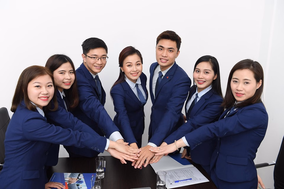 Navigating the Sales Landscape: Tactics That Deliver Results