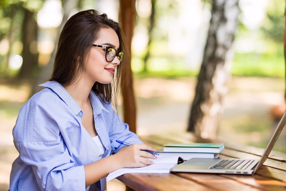 Budgeting Basics: How to Allocate Your Income Like a Pro Budgeting Basics: How to Allocate Your Income Like a Pro