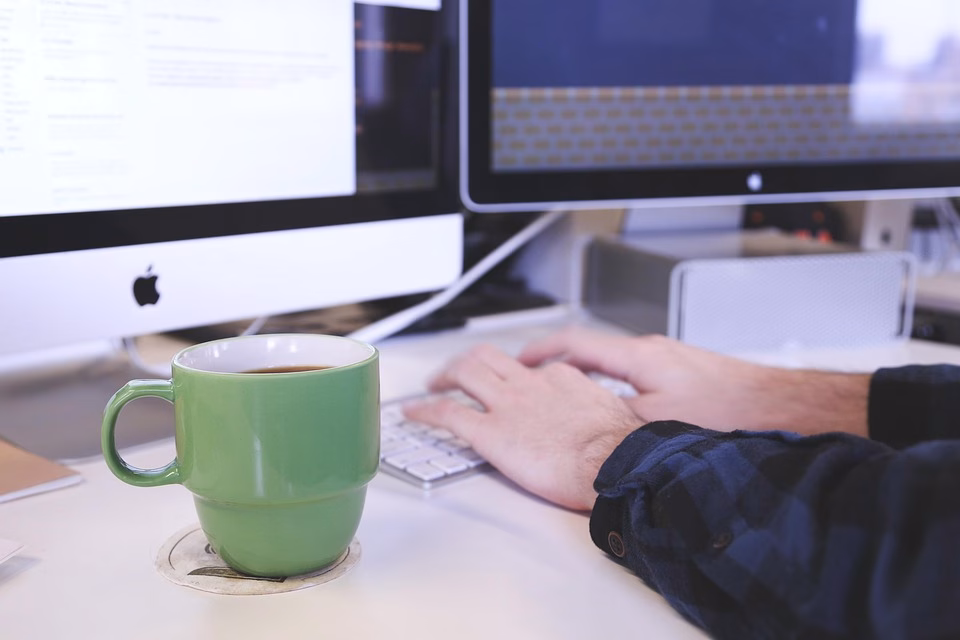 The Psychology of Growth Hacking: Understanding Customer Behavior The Psychology of Growth Hacking: Understanding Customer Behavior