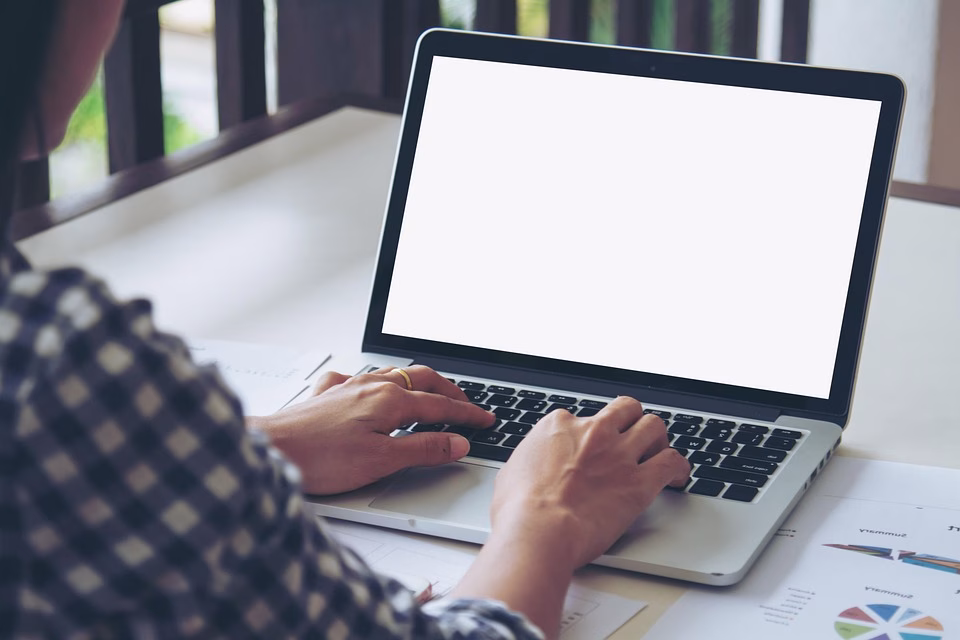 The Rise of Short-Form Video: How to Capture Attention in Seconds