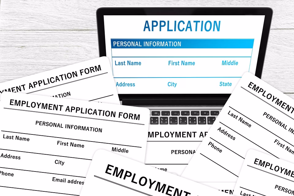 Boost Candidate Engagement: The Role of CRM in Recruitment Boost Candidate Engagement: The Role of CRM in Recruitment