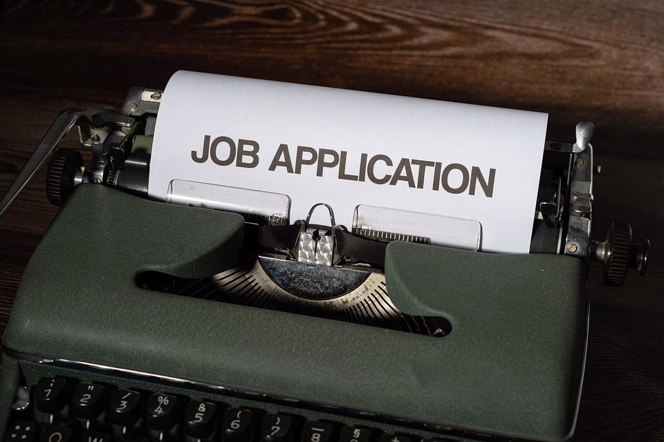Enhancing Employer Branding: The Benefits of CRM in Your Recruitment Drive