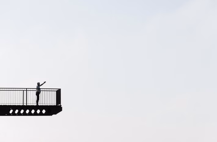 “The Future is Near: How Edge Computing Will Reshape Industries by 2025”