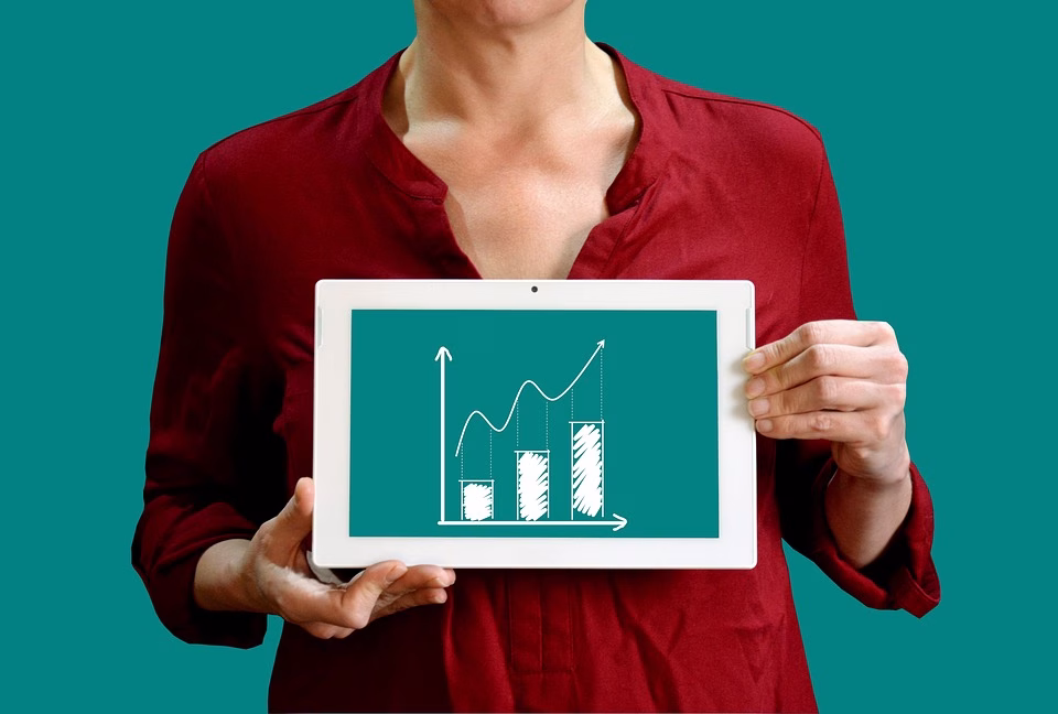 Maximize Revenue: Leveraging CRM and Finance Integration for Strategic Growth Maximize Revenue: Leveraging CRM and Finance Integration for Strategic Growth