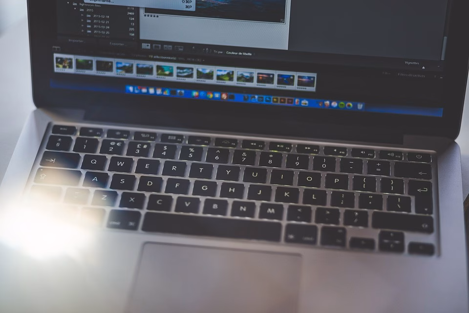 Social Media to SEO: A Comprehensive Guide to Boosting Your Online Presence Social Media to SEO: A Comprehensive Guide to Boosting Your Online Presence