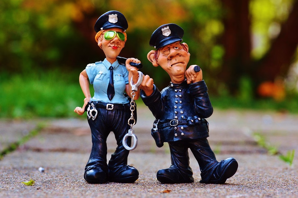 Is Your Law Firm Missing the Mark? The Benefits of Integrating CRM Is Your Law Firm Missing the Mark? The Benefits of Integrating CRM