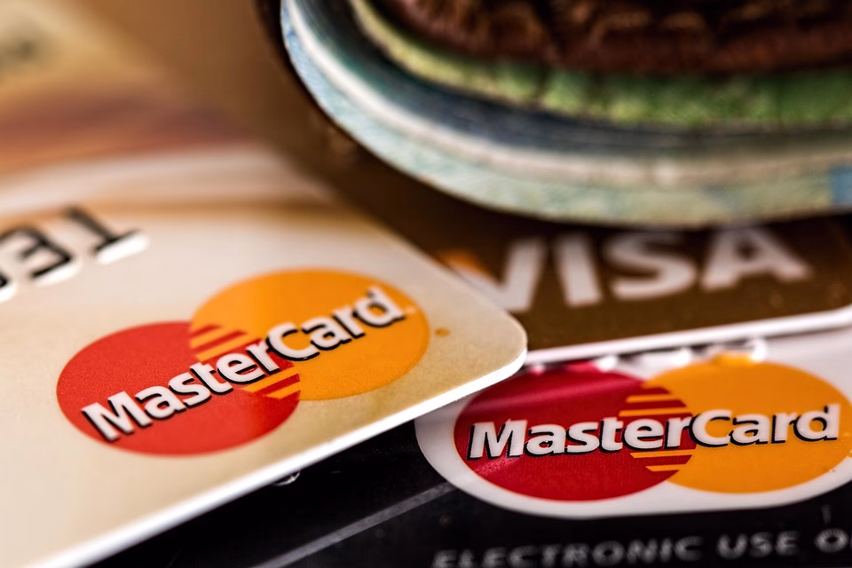 Beyond Transactions: How to Foster Genuine Relationships Through Effective CRM