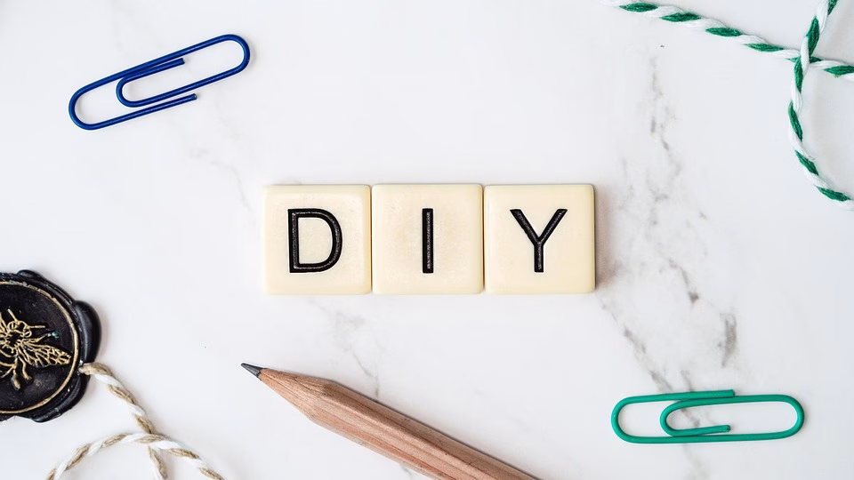 Crafting Connections: How to Successfully Customize Language in Your CRM