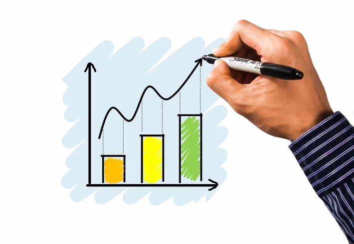 Predictive Analytics in Insurance: How CRM Can Drive Future Growth