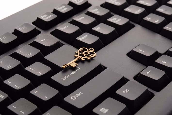 The 5 Key Pillars of Successful CRM Adoption: A Comprehensive Guide