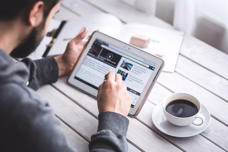 Maximize Your Online Presence While Minimizing Risks: Privacy Settings Demystified