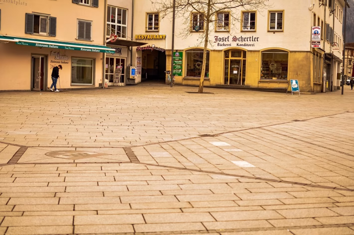 Maximize Your Marketing: Strategies for Using SMS Gateways in Your CRM