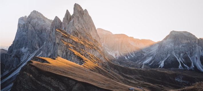Revolutionizing Remote Work: Top Communication Tools for Distributed Teams