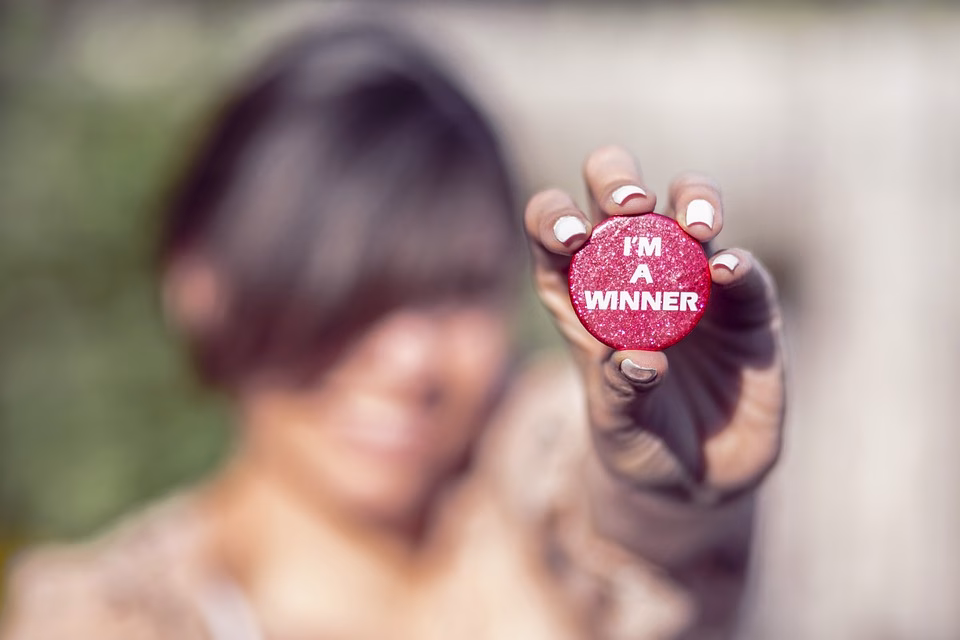 Maximize Your Win Rate: The Benefits of Adopting Proposal Management Software Maximize Your Win Rate: The Benefits of Adopting Proposal Management Software