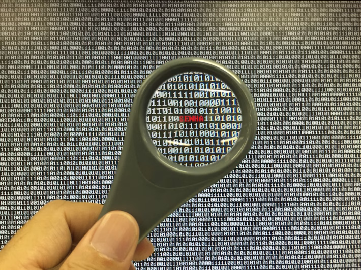 Confidential Connections: How to Share vCards Without Compromising Privacy