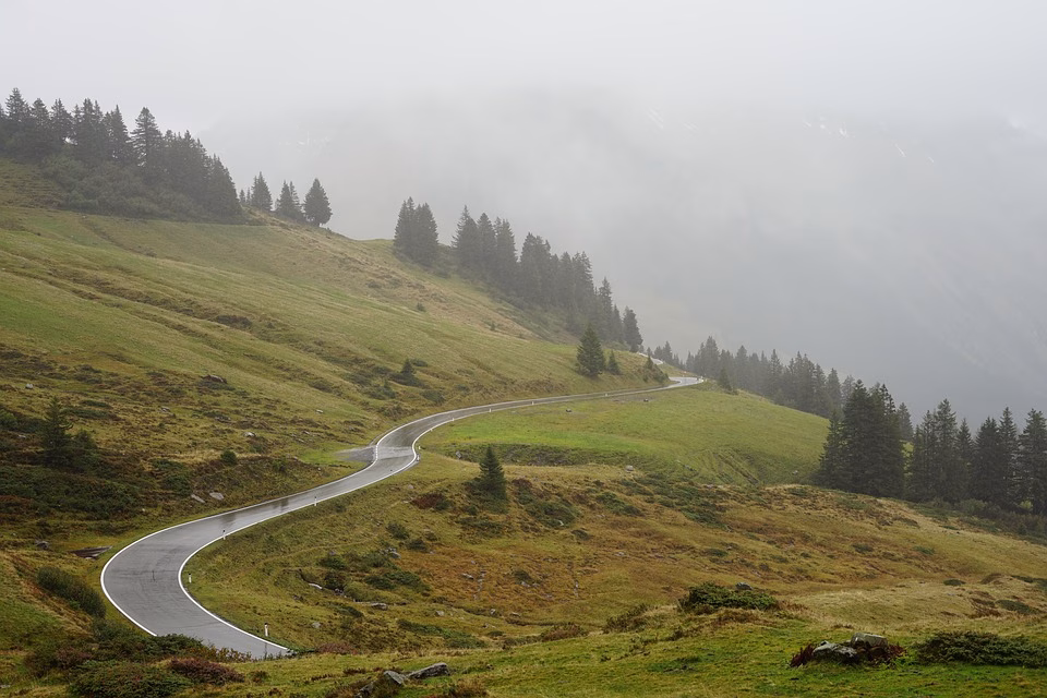 The Road to Reliability: How Maintenance Alerts Enhance Your User Experience The Road to Reliability: How Maintenance Alerts Enhance Your User Experience